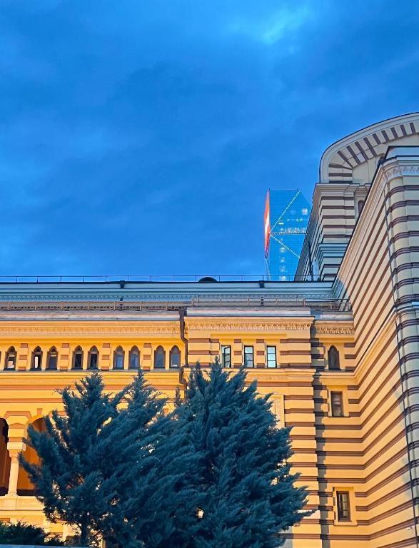 Opera Hotel 第比利斯 外观 照片