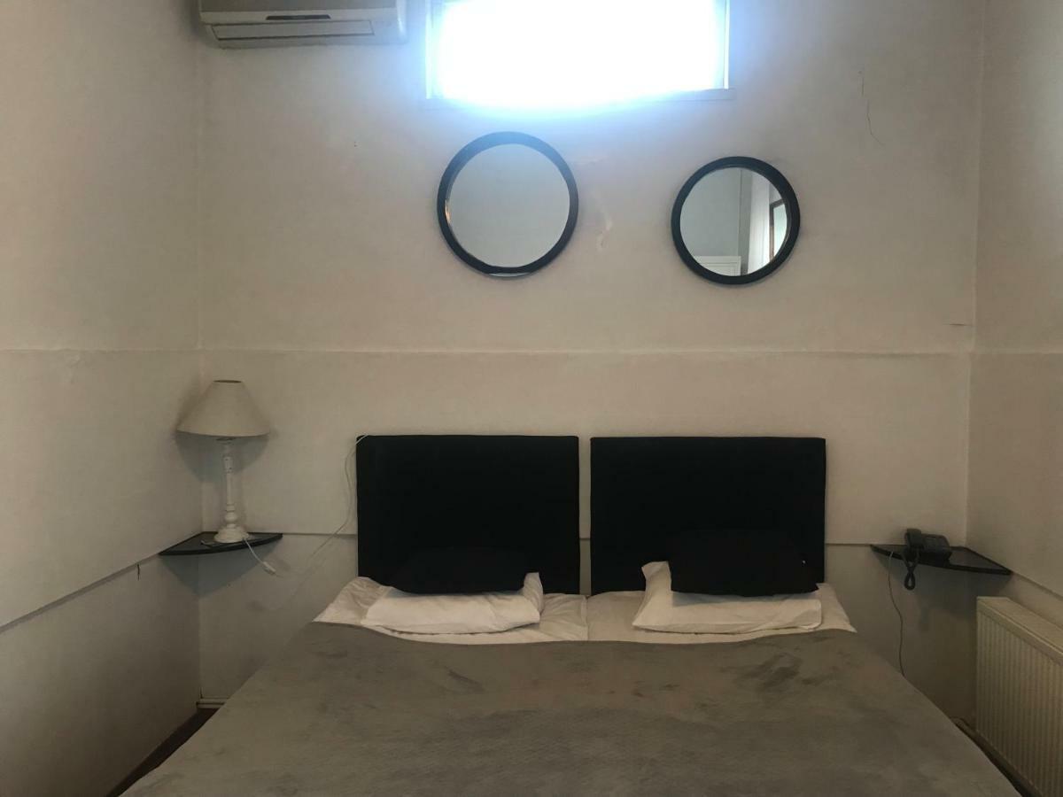 Opera Hotel 第比利斯 外观 照片