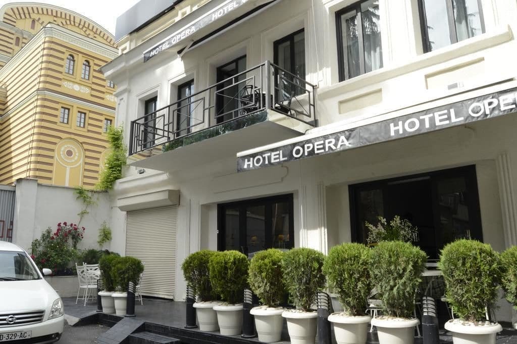 Opera Hotel 第比利斯 外观 照片